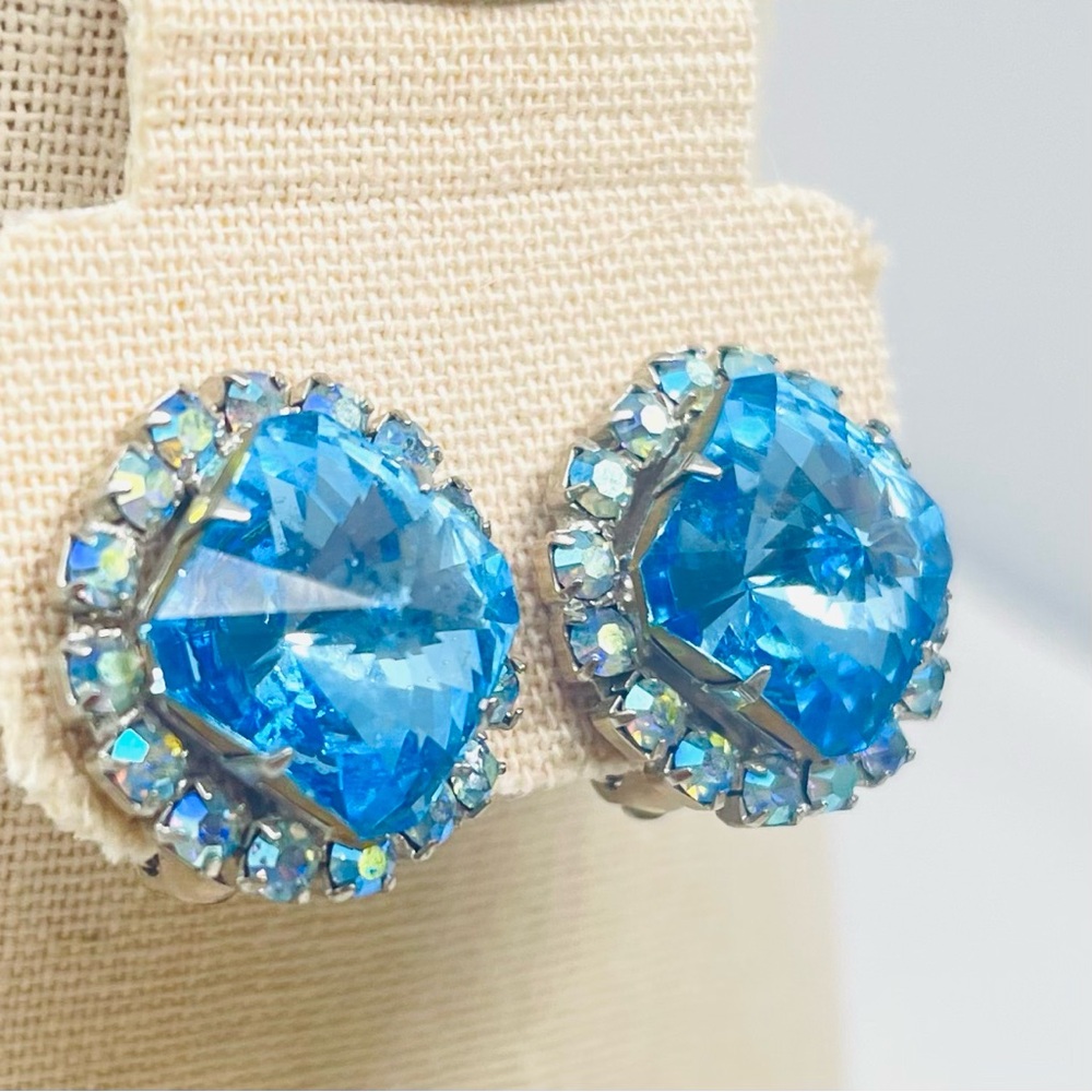 Vintage Blue Rhinestone Clip-On‎ Earrings AB Halo Mid-Century